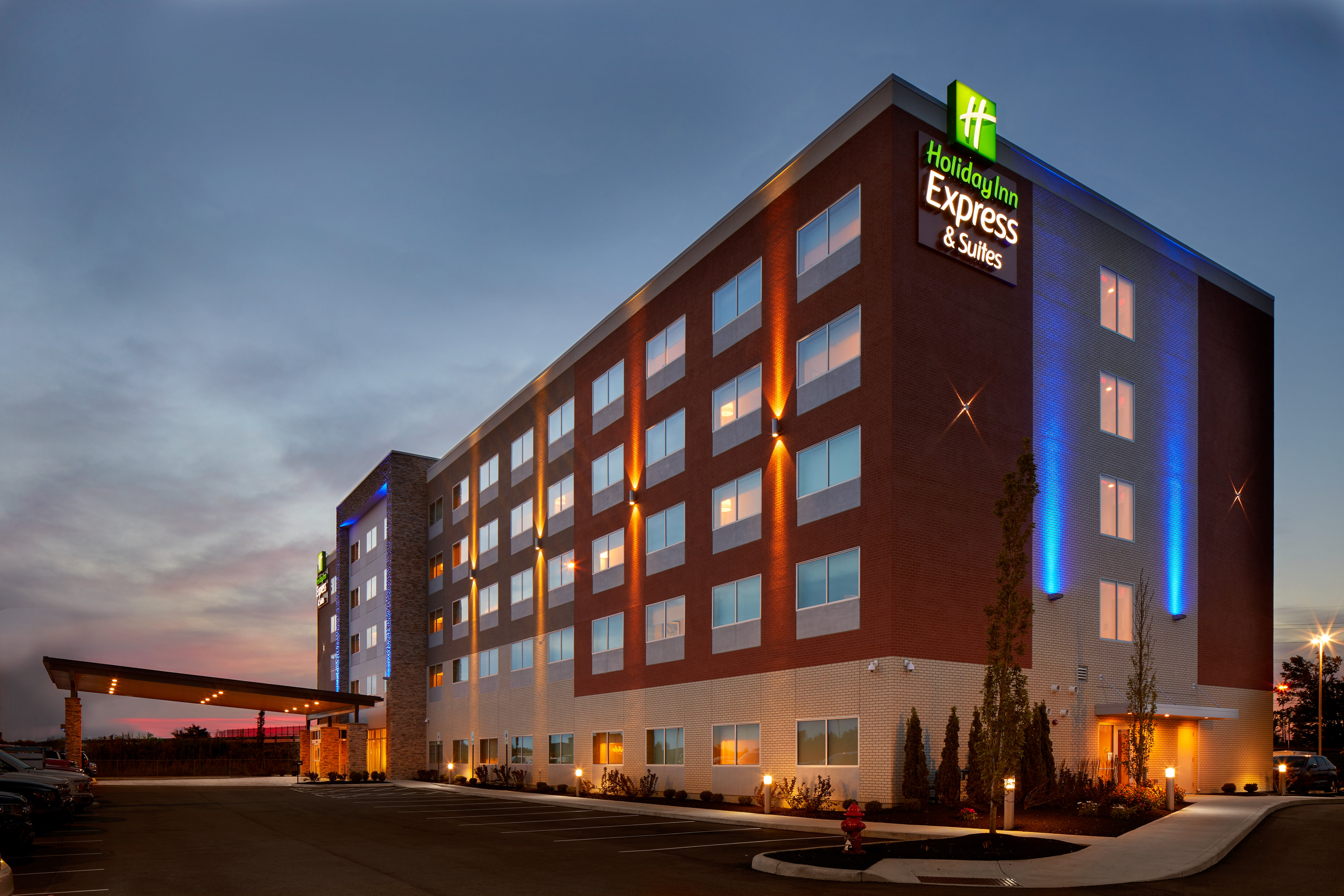 hol inn exp cincinnati north liberty way