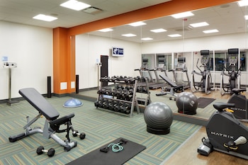 hol inn exp cincinnati north liberty way