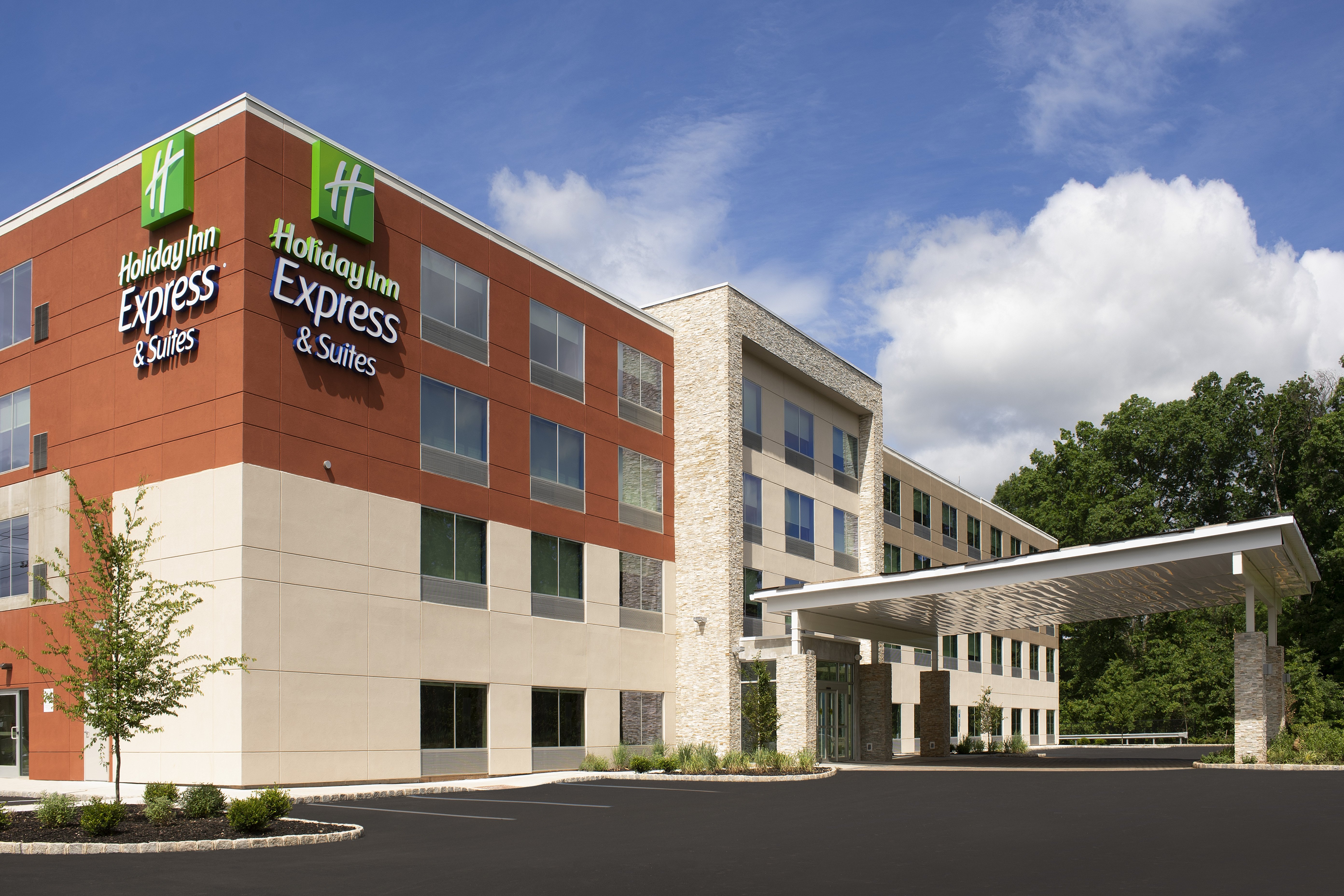 holiday inn express and suites north brunswick by ihg