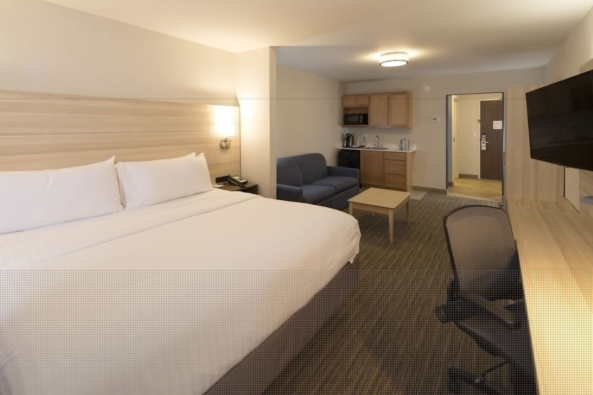 holiday inn express and suites gaylord by ihg