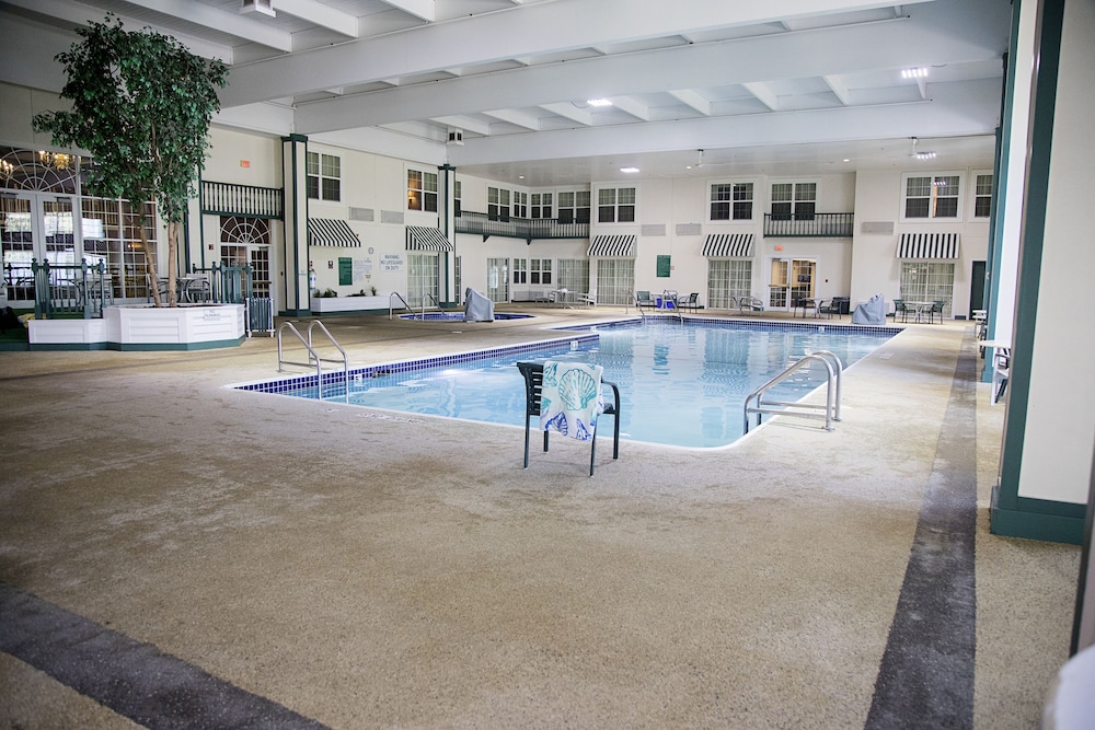 grand hinckley inn