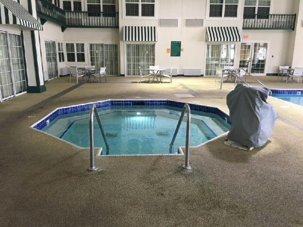 grand hinckley inn