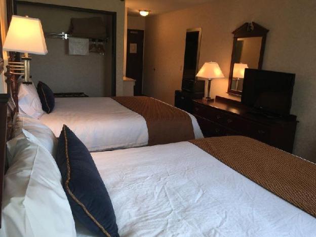grand hinckley inn