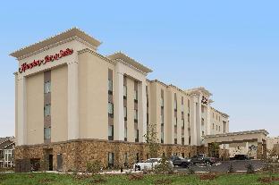 hampton inn and suites san antonio lackland afb seaworld
