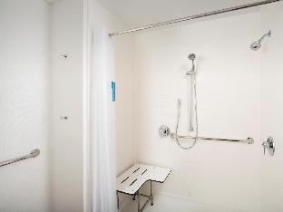 hampton inn and suites san antonio lackland afb seaworld