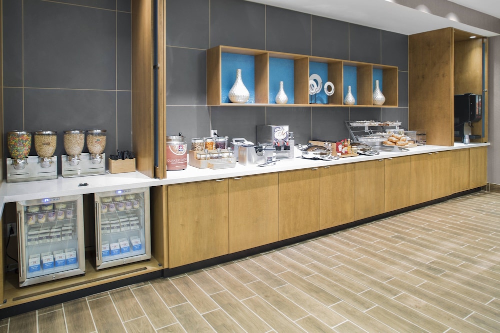 Springhill Suites By Marriott Kansas City Lenexa City Center,Johnson>>Grandview,3 star