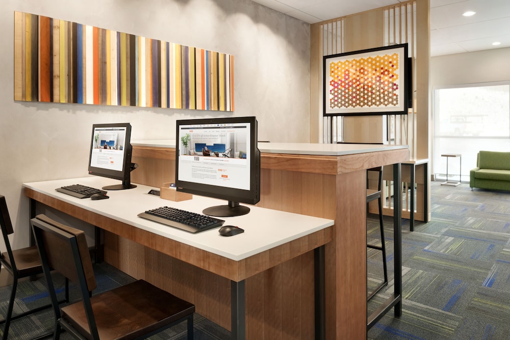 Holiday Inn Express And Suites-Cincinnati South - Wilder By Ihg,Newport>>Covington,3 star