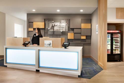 holiday inn express and suites cincinnati south wilder by ihg