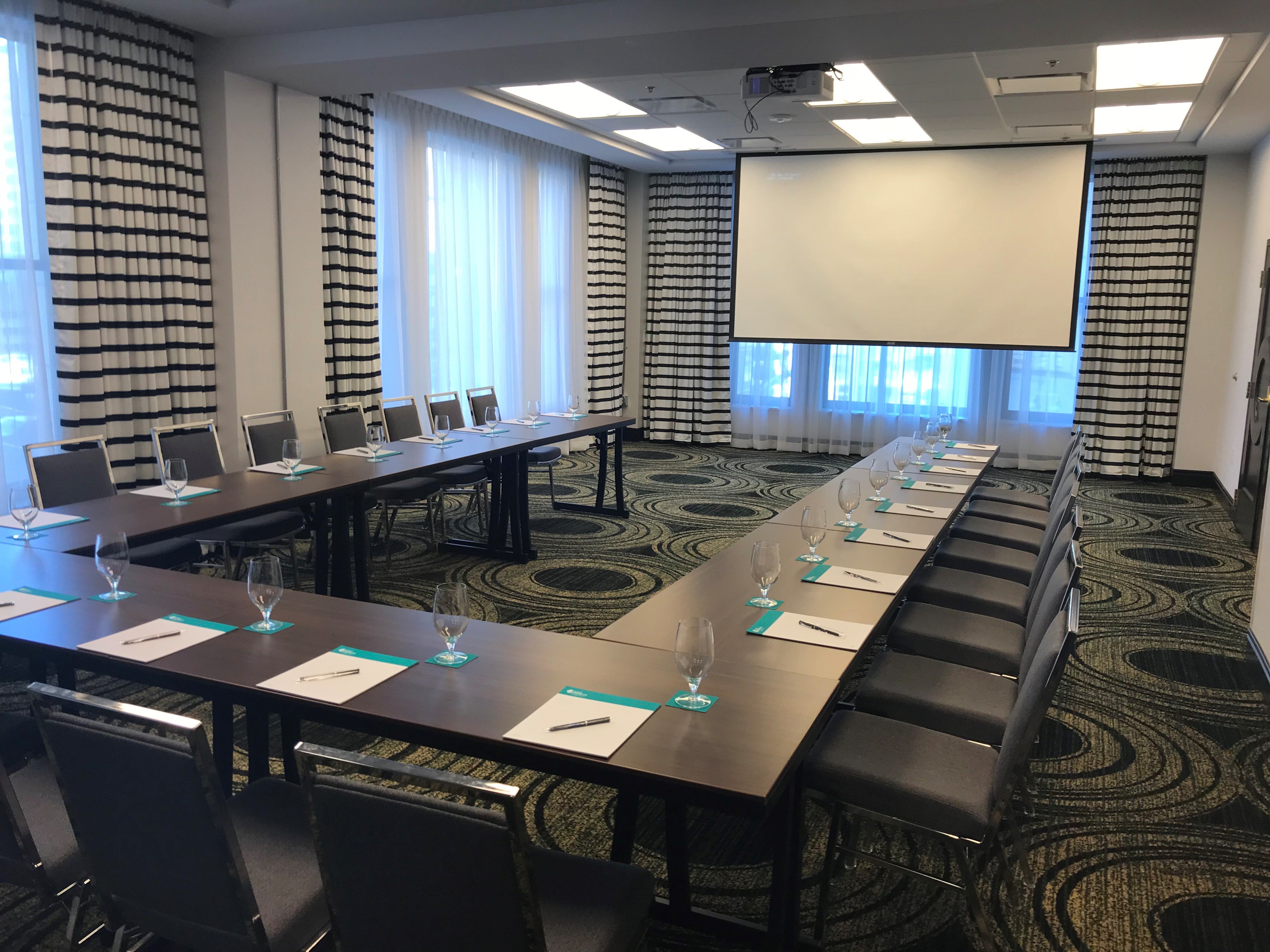 hotel indigo kansas city downtown by ihg