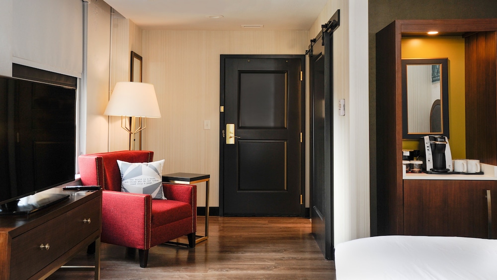 hotel indigo kansas city downtown by ihg