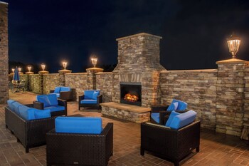 fairfield inn and suites by marriott washington