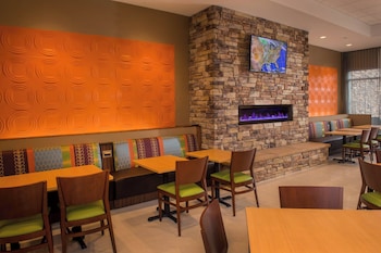 fairfield inn and suites by marriott washington