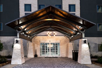 staybridge suites lake charles by ihg