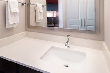 Staybridge Suites Lake Charles By Ihg,Lake Charles>>Calcasieu Parish,3 star