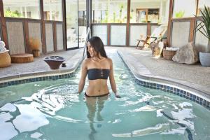 The Spring Resort And Spa - Adults Only,North Palm Springs>>Desert Hot Springs,3 star