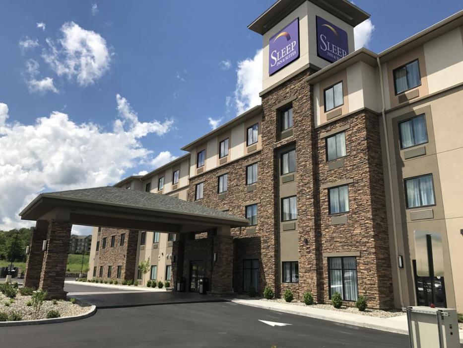 sleep inn and suites middletown goshen
