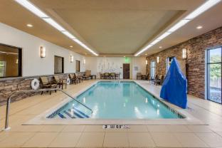 sleep inn and suites middletown goshen