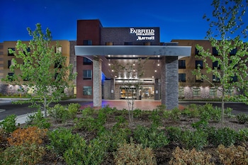 Fairfield Inn & Suites By Marriott Nashville Hendersonville,Henderson>>Gallatin,2.5 star