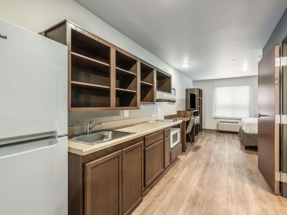 extended stay america suites minneapolis fridley