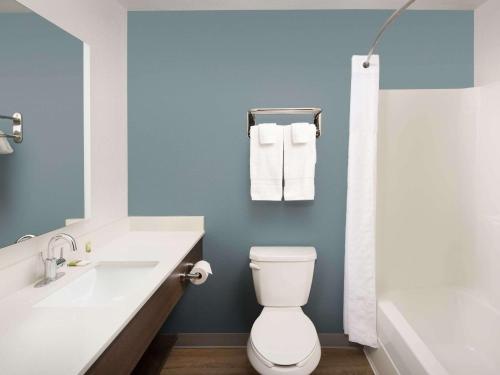 extended stay america suites minneapolis fridley