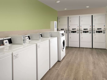 extended stay america suites minneapolis fridley