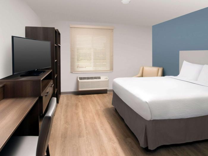 extended stay america suites minneapolis fridley