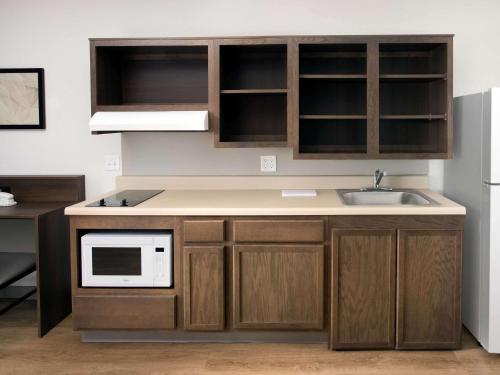 extended stay america suites minneapolis fridley