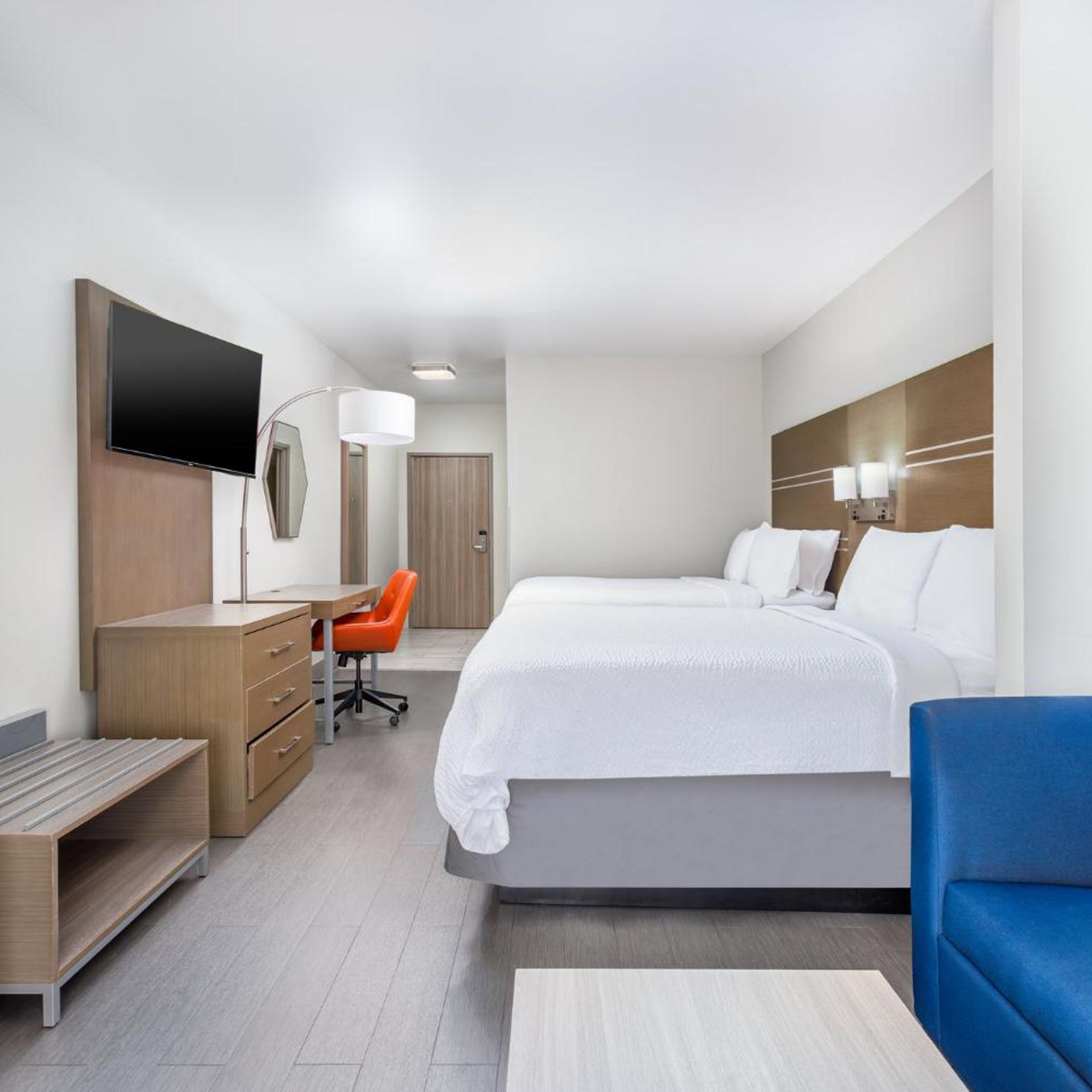 holiday inn express and suites memphis arpt elvis presley blv