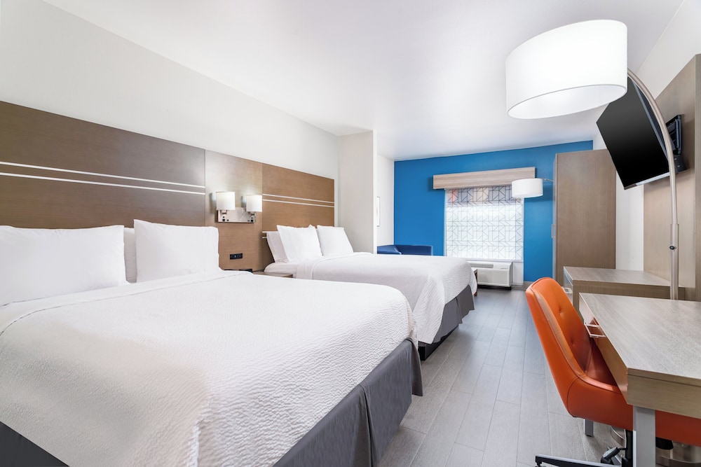 holiday inn express and suites memphis arpt elvis presley blv