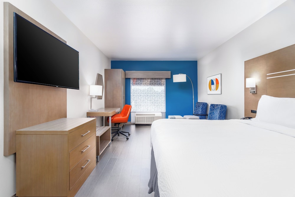 holiday inn express and suites memphis arpt elvis presley blv