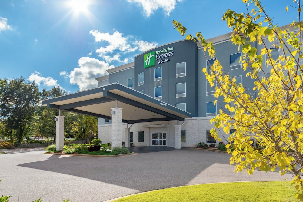 holiday inn express and suites memphis arpt elvis presley blv
