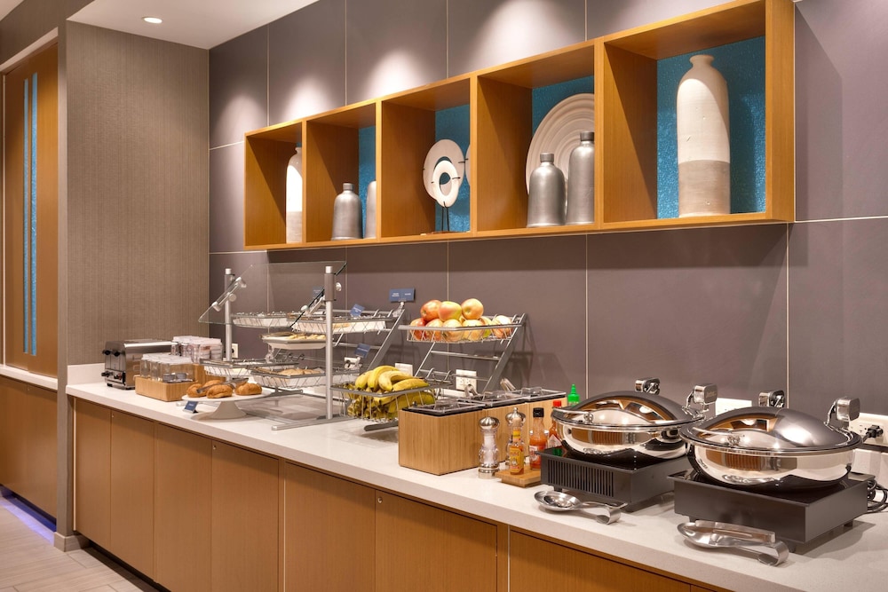 springhill suites by marriott coralville