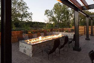 courtyard by marriott appleton riverfront