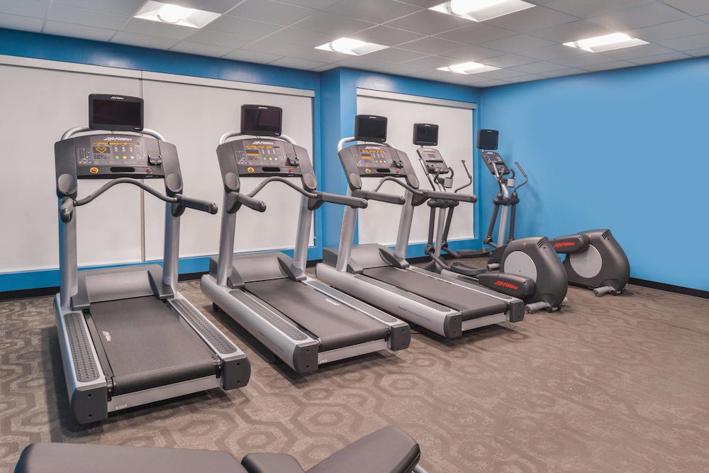 fairfield inn and suites by marriott coralville