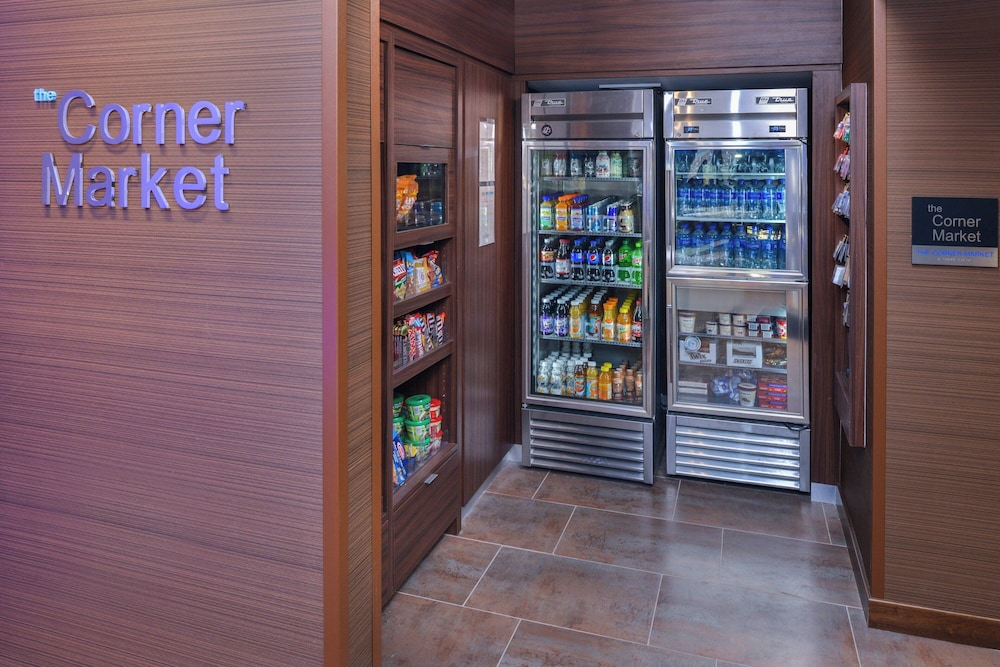 fairfield inn and suites by marriott coralville