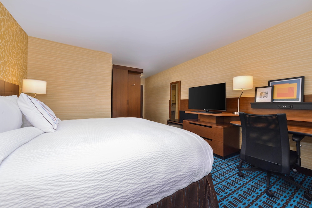 fairfield inn and suites by marriott coralville
