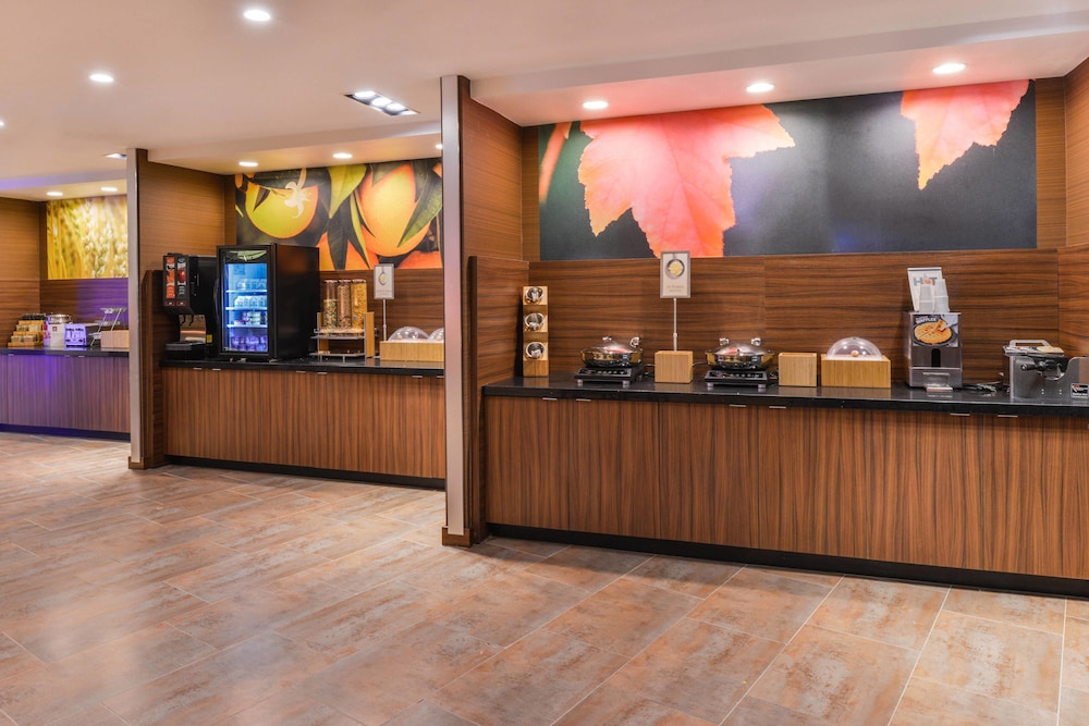 fairfield inn and suites by marriott coralville