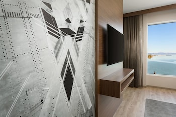 ac hotel by marriott san francisco airport oyster point waterfront