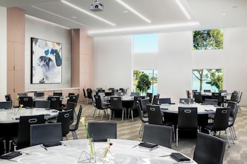 ac hotel by marriott san francisco airport oyster point waterfront