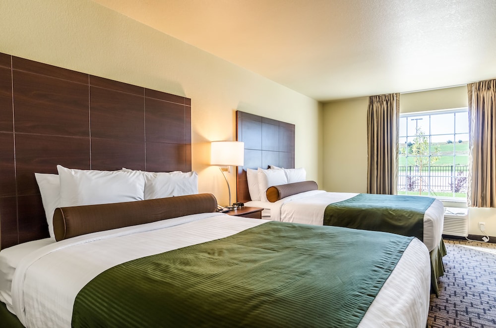 cobblestone hotel and suites paxton