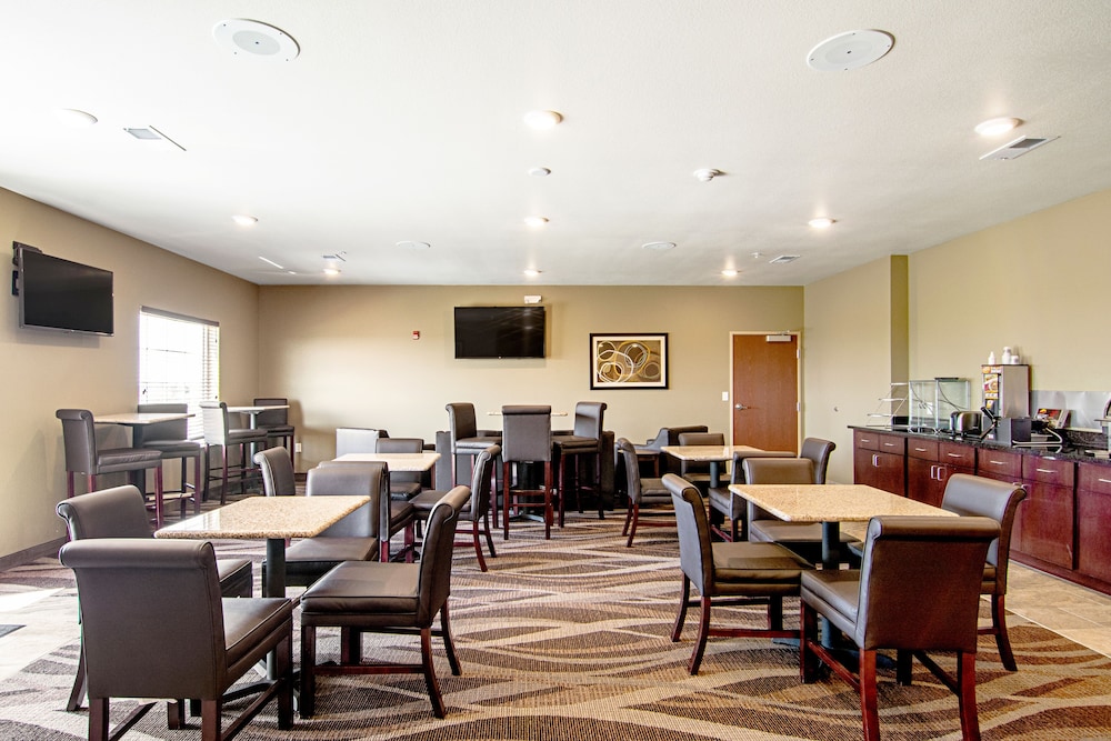 cobblestone hotel and suites paxton