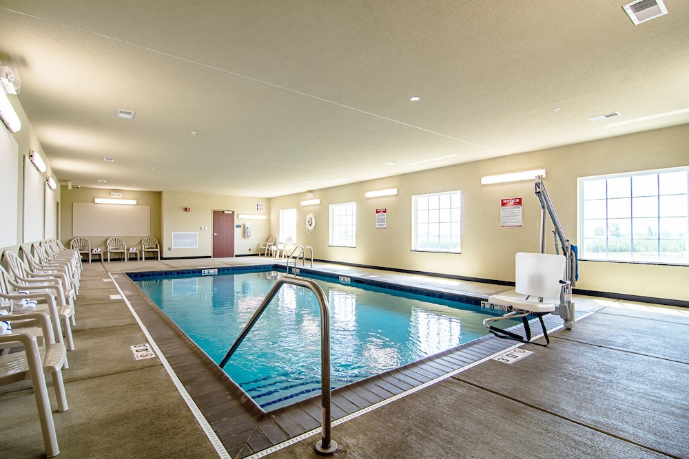 cobblestone hotel and suites paxton