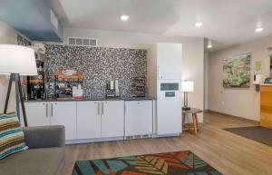 Extended Stay America Suites - Nashua - Merrimack,Merrimack>>Manchester,3 star