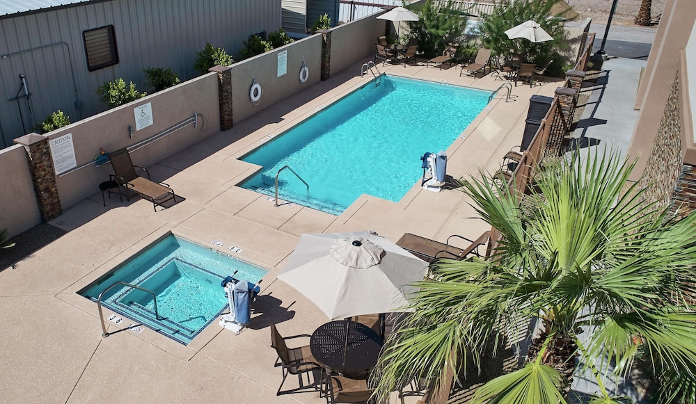 Hampton Inn Parker,Arizona>>Parker,3 star