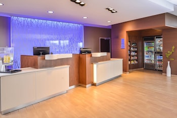 fairfield inn and suites by marriott warrensburg