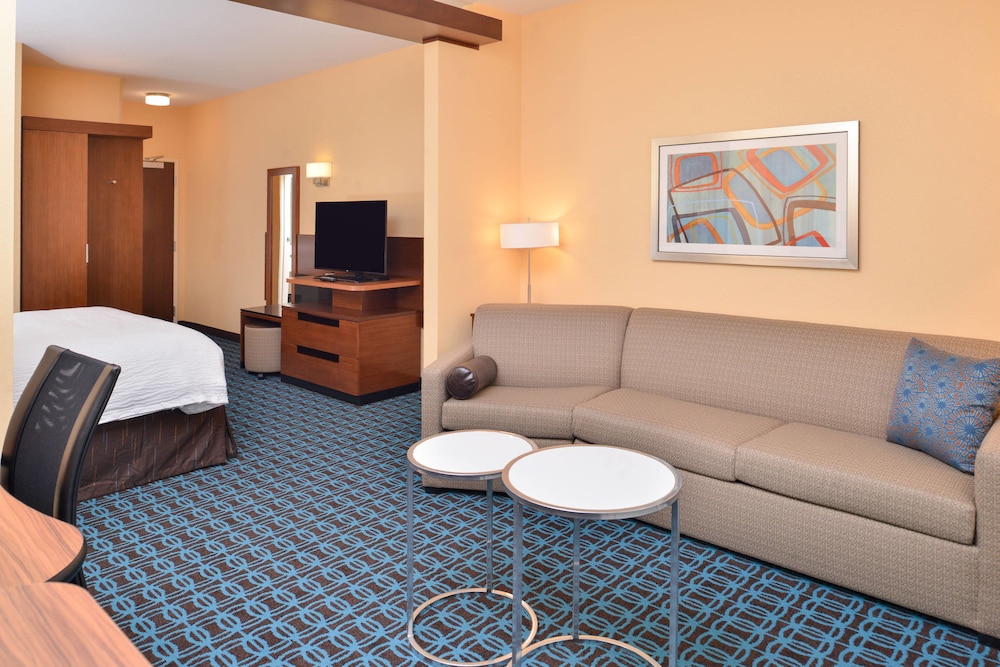Fairfield Inn & Suites By Marriott Warrensburg,Johnson County>>Clinton,3 star