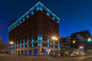 the current iowa autograph collection