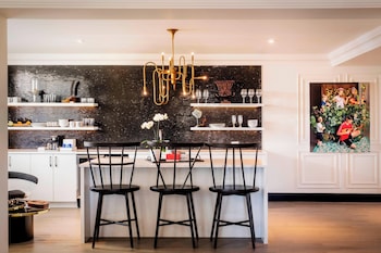 The Elizabeth Hotel, Autograph Collection,Severance>>Fort Collins,4 star