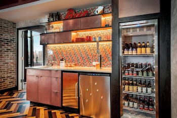 The Elizabeth Hotel, Autograph Collection,Severance>>Fort Collins,4 star