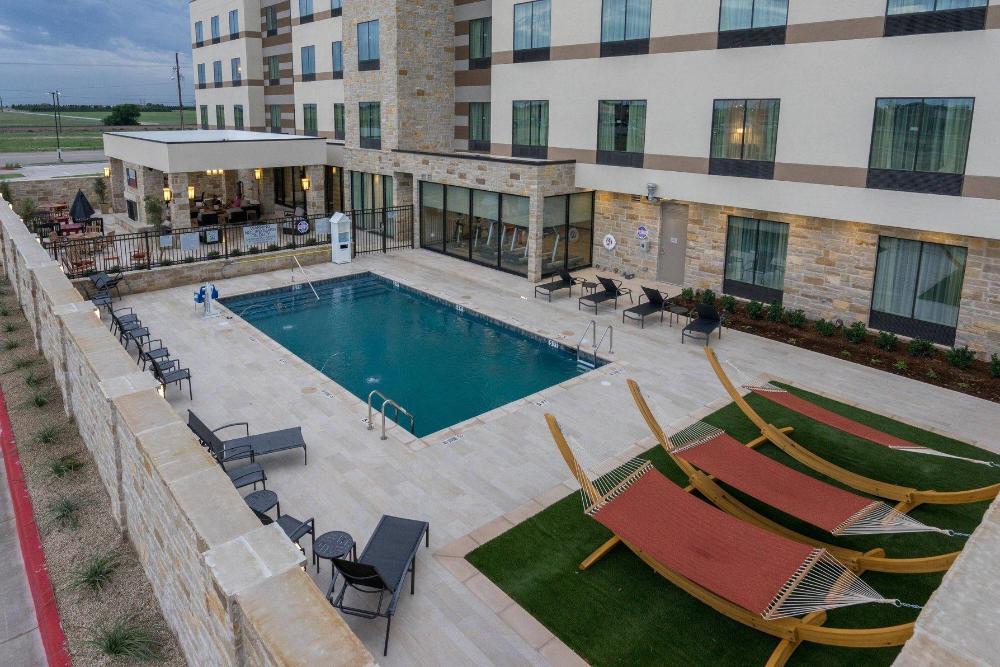 fairfield inn and suites by marriott lubbock southwest